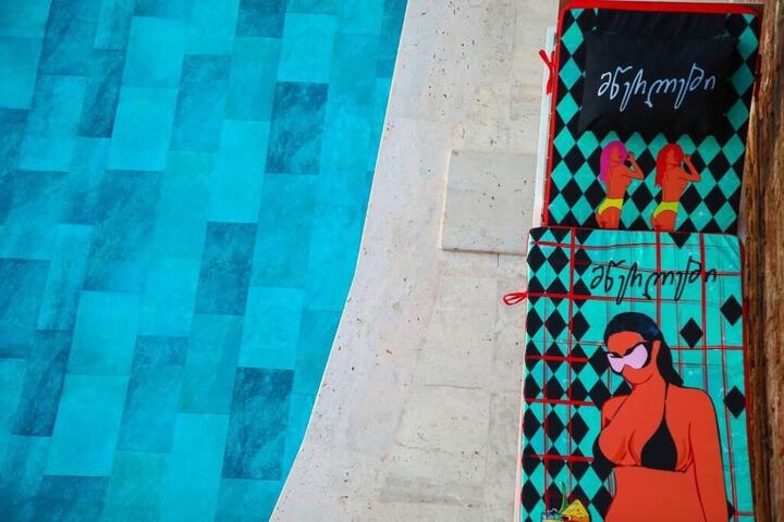Pool 37 of 55
