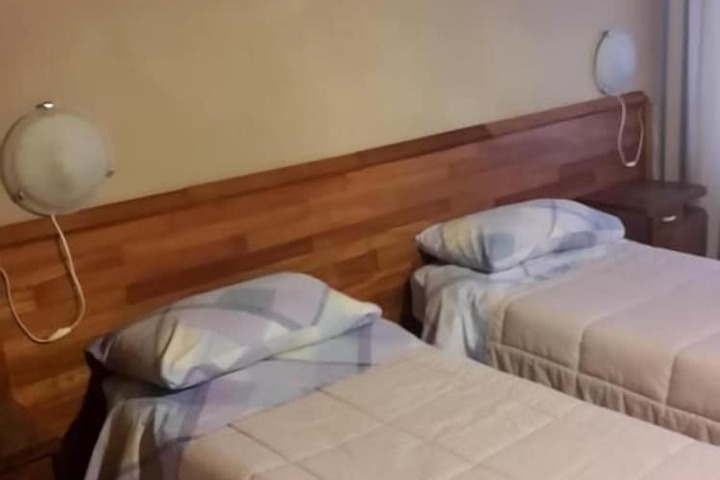 Room 12 of 52