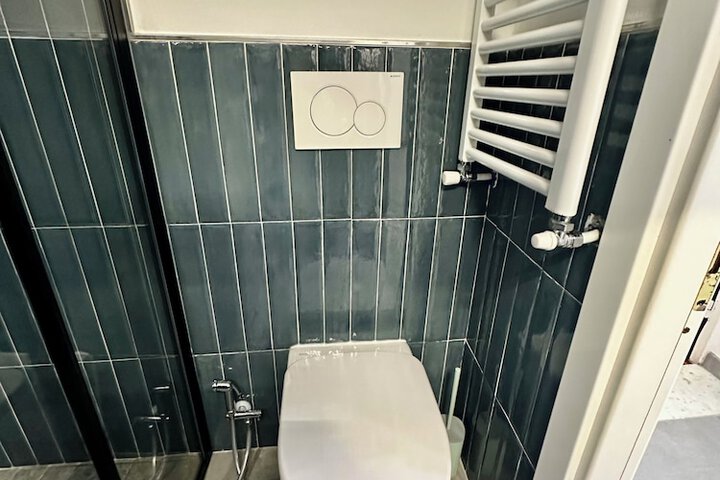 Room 179 of 190
