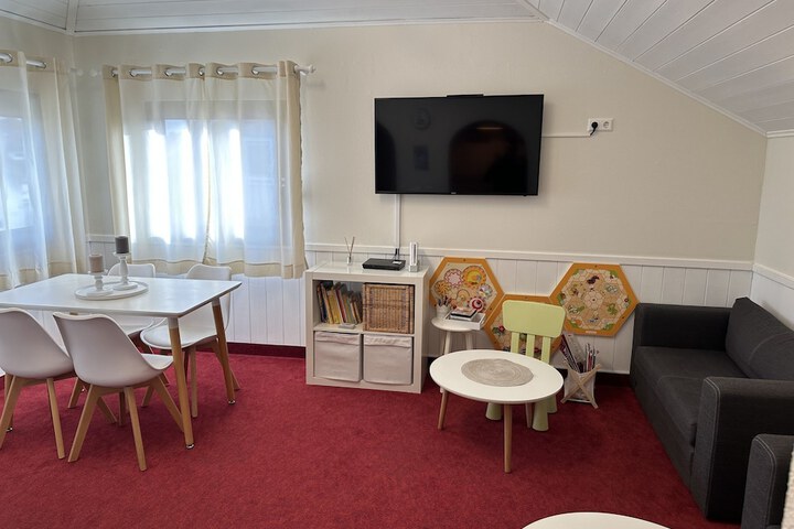 Hotel Interior 4 of 109