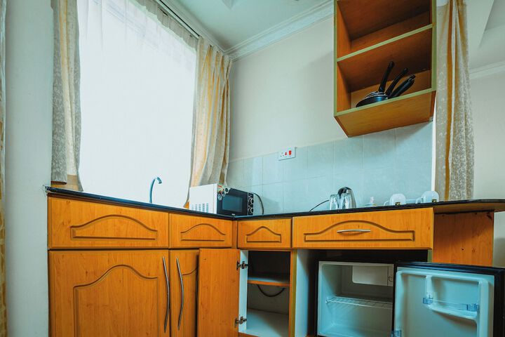 Room 3 of 31