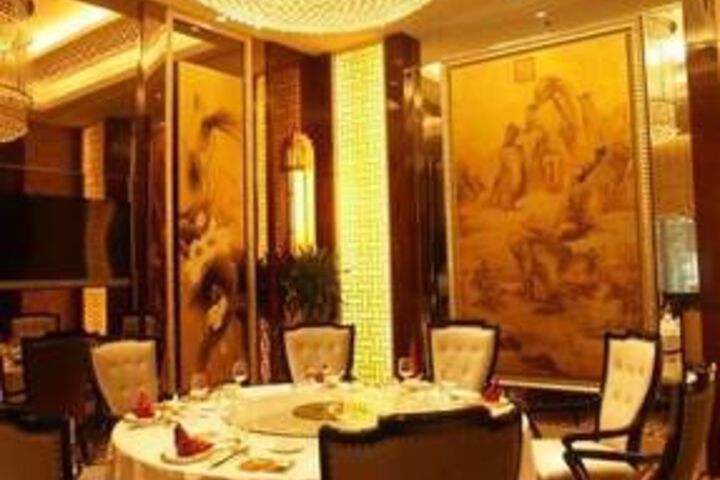 Dining 69 of 73