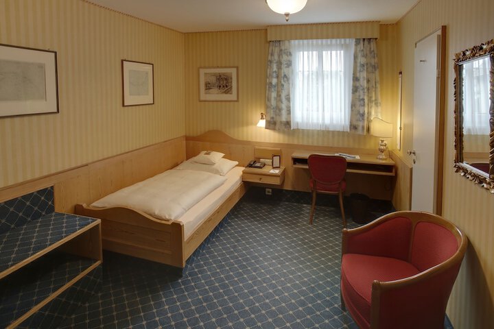 Room 14 of 47