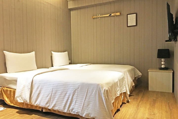 Room 34 of 59