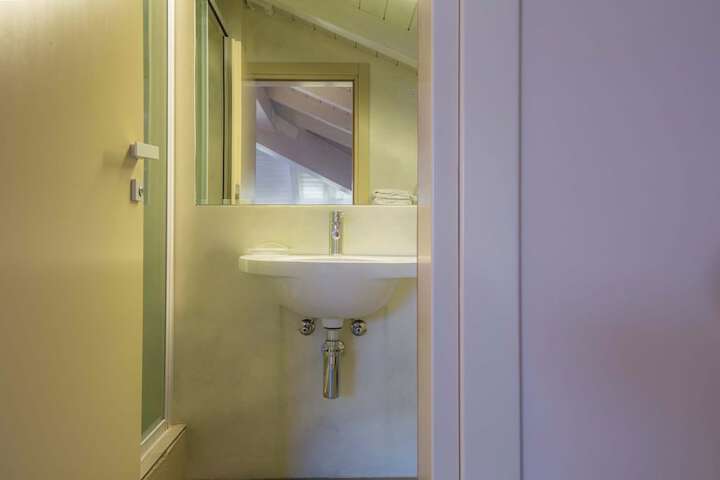 Room 19 of 54