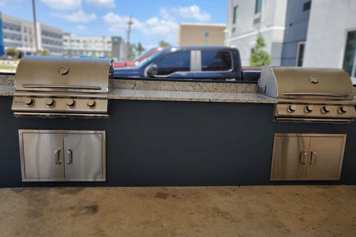 BBQ/picnic area