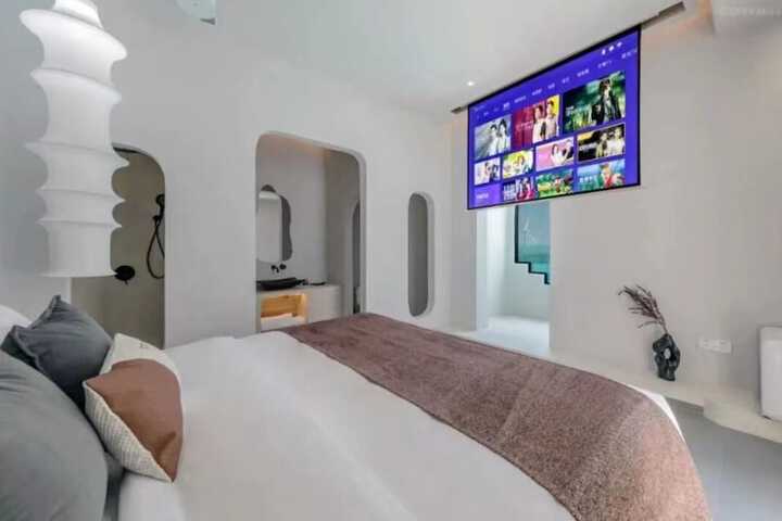 Room 70 of 150