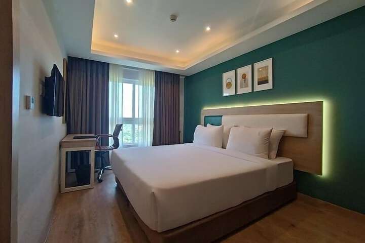 Room 10 of 54