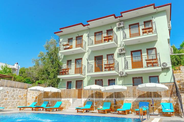 Hotel 61 of 69