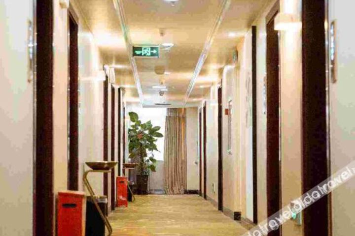 Hotel Interior 13 of 25