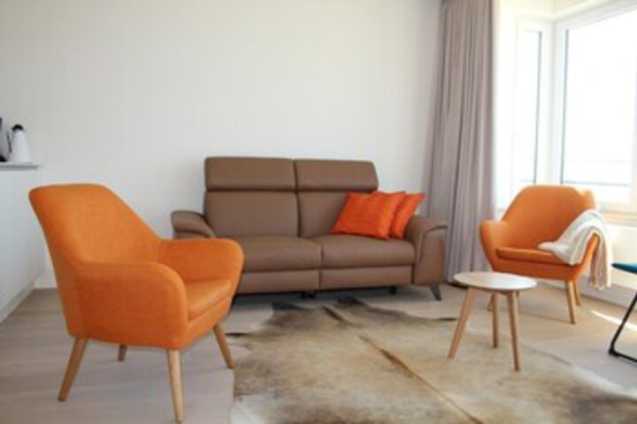 Room 10 of 11