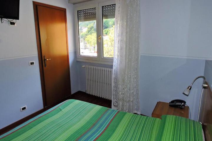 Photo 28