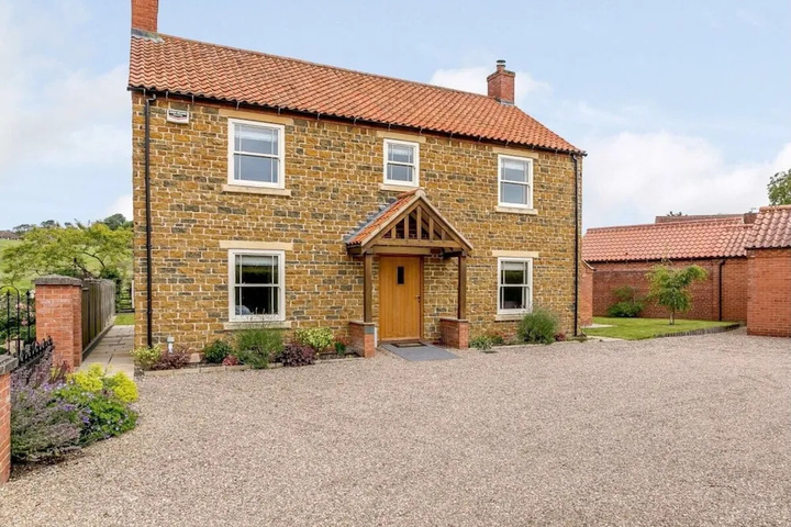 Lovely 5-bed House in Tealby Lincolnshire Wolds