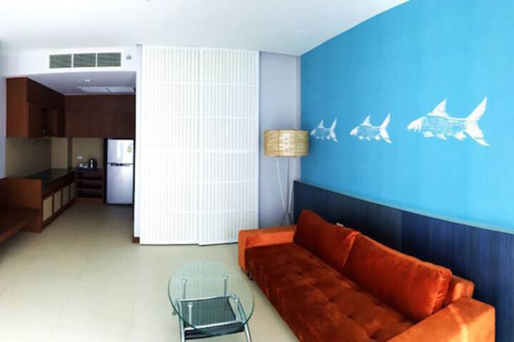 Room 27 of 85