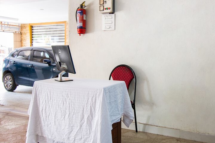 OYO 15936 Hotel Gnr Residency