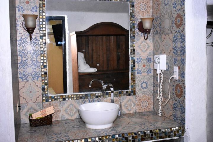 Room 17 of 29