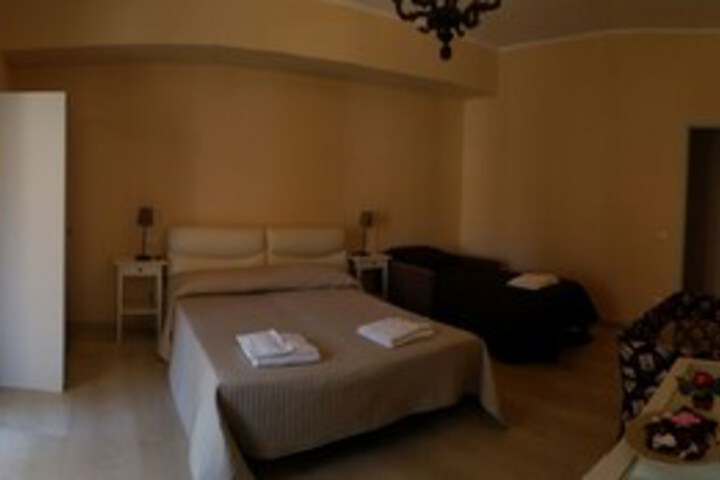 Room 108 of 157