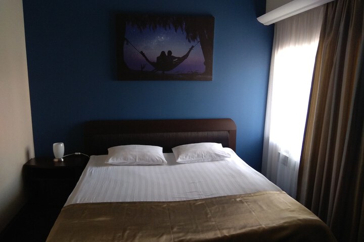 Room 14 of 22