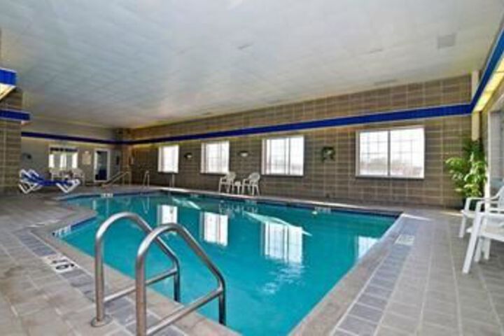 Pool 49 of 75