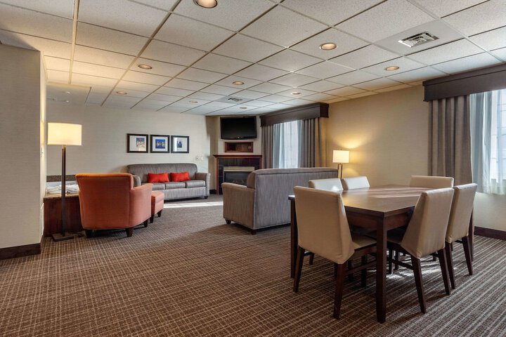 2 Double Beds Suite (20 of 31)