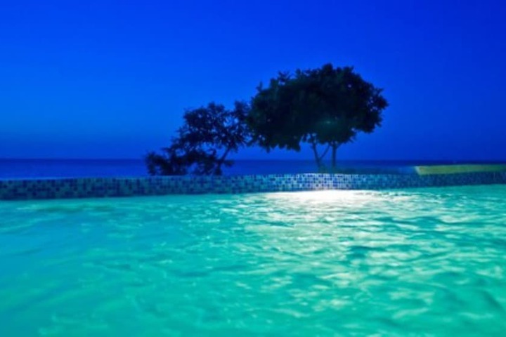 Pool 31 of 55