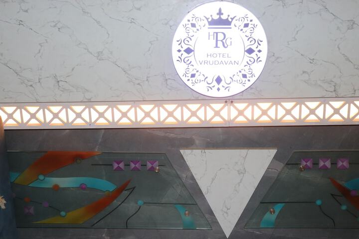 Hotel Interior 11 of 57
