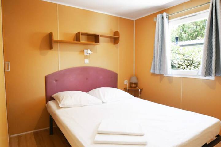 Room 15 of 104