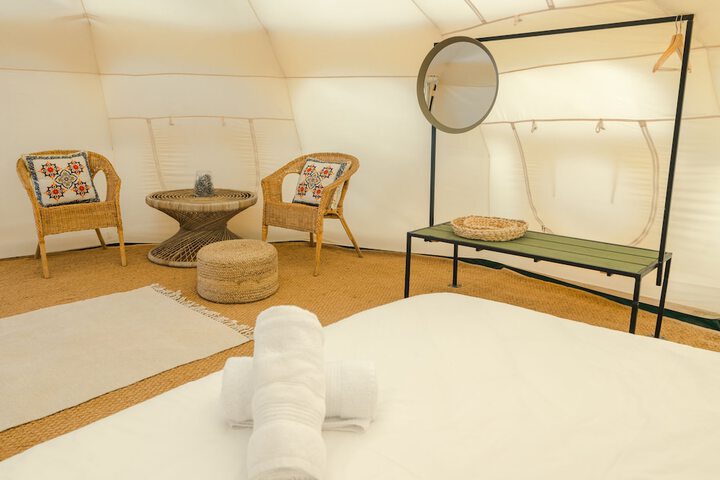 Room 9 of 36