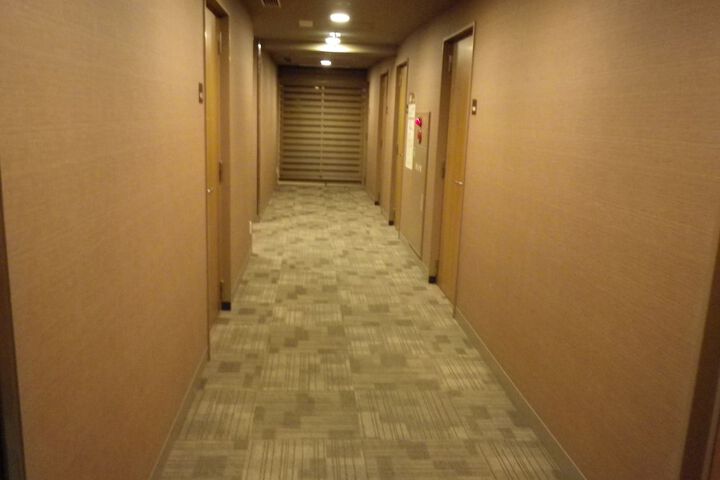 Ballroom/Hall 86 of 95