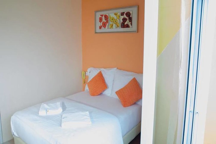 Room 4 of 21