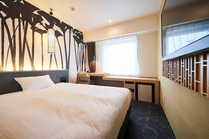 Room 25 of 152