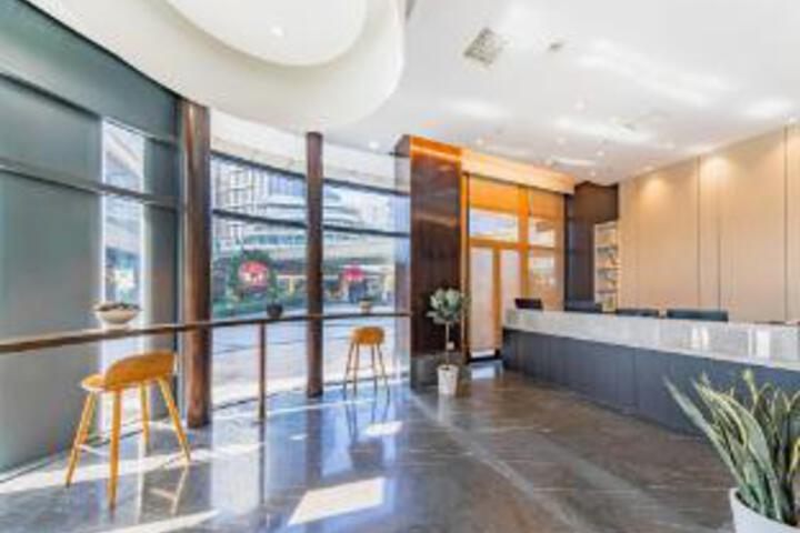 YUN MAN Suites Hotel