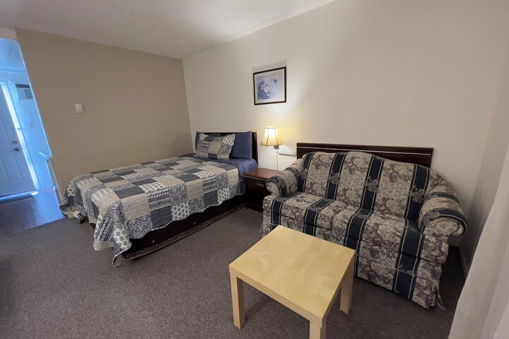 Room 27 of 59