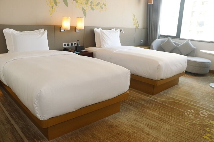 Room 42 of 86