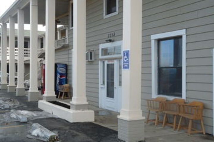 Manor Motel