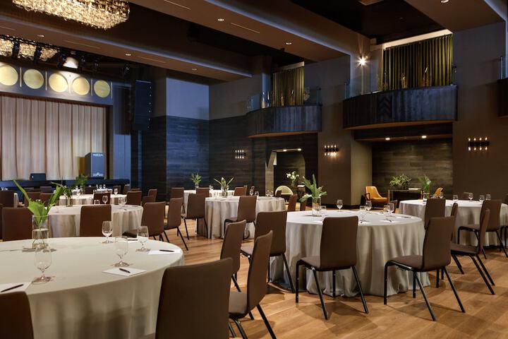 Meeting facility