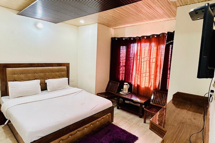 Room 2 of 14