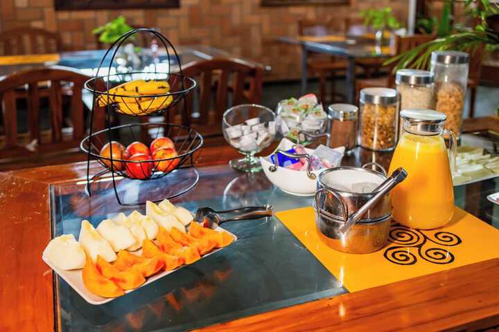Breakfast/Coffee Service 214 of 314