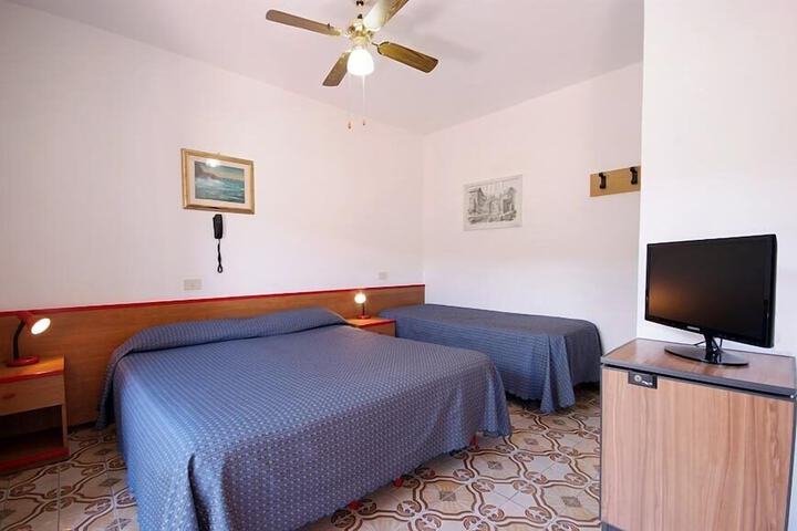 Room 13 of 59