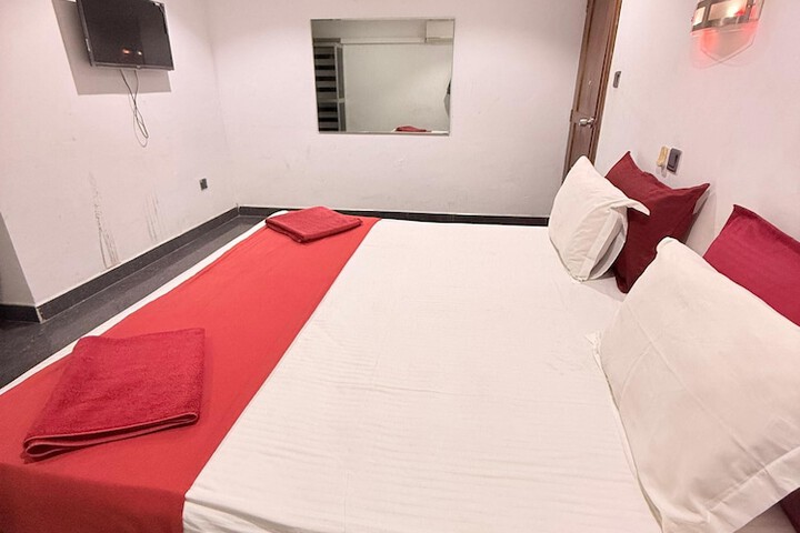 Room 7 of 29