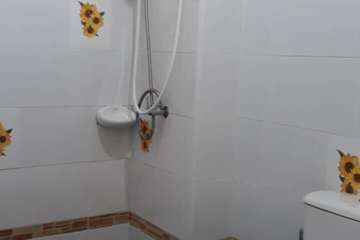 Room 19 of 25