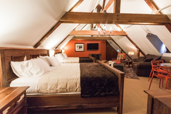 Room 15 of 82