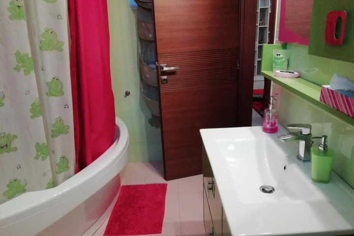 Room 7 of 20