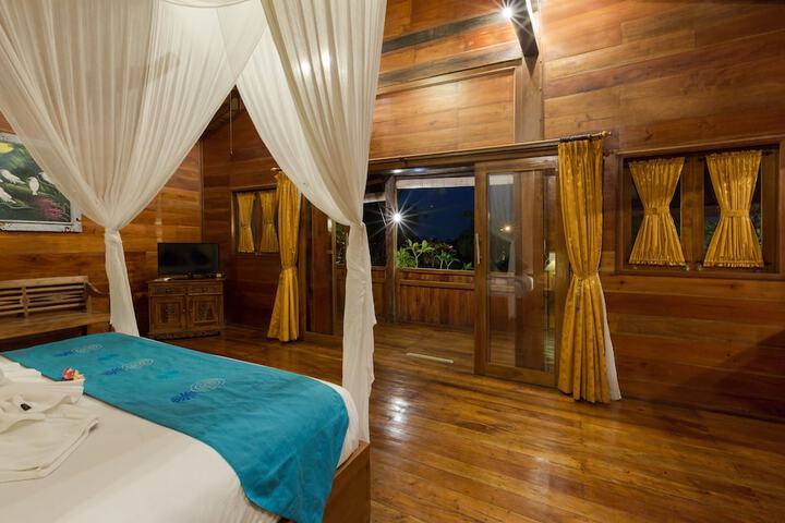 Room 14 of 39