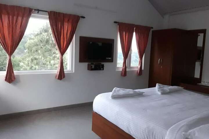 Room 2 of 11