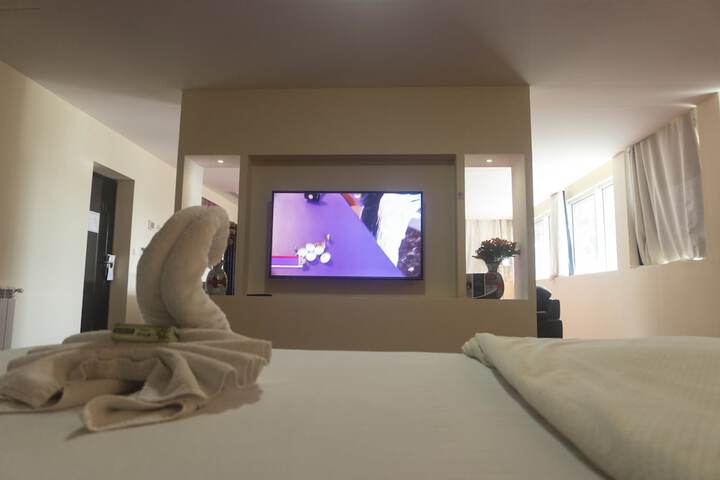 Room 7 of 24