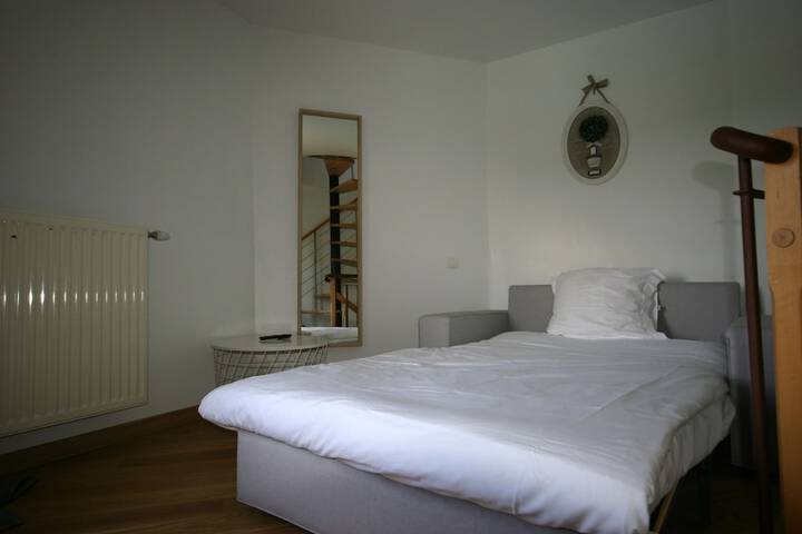 Room 30 of 67