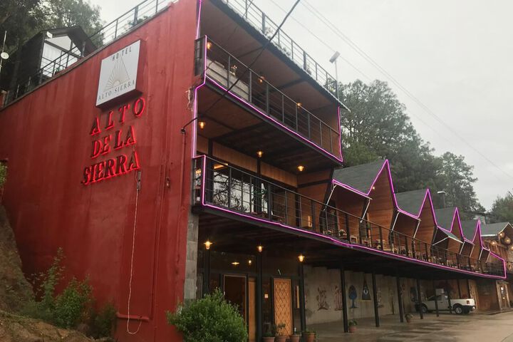 Hotel y Cabanas Alto de la Sierra