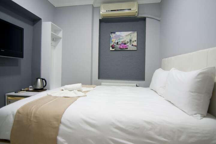 Room 20 of 83
