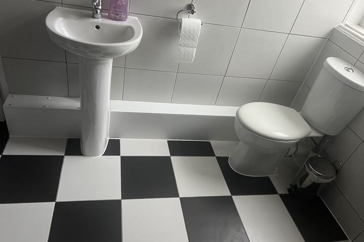 Room 18 of 23